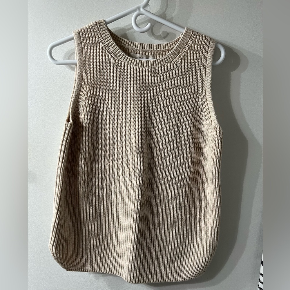 LOFT Beige Sleeveless Knit Tank Top. Large. Minimal wears, like new.